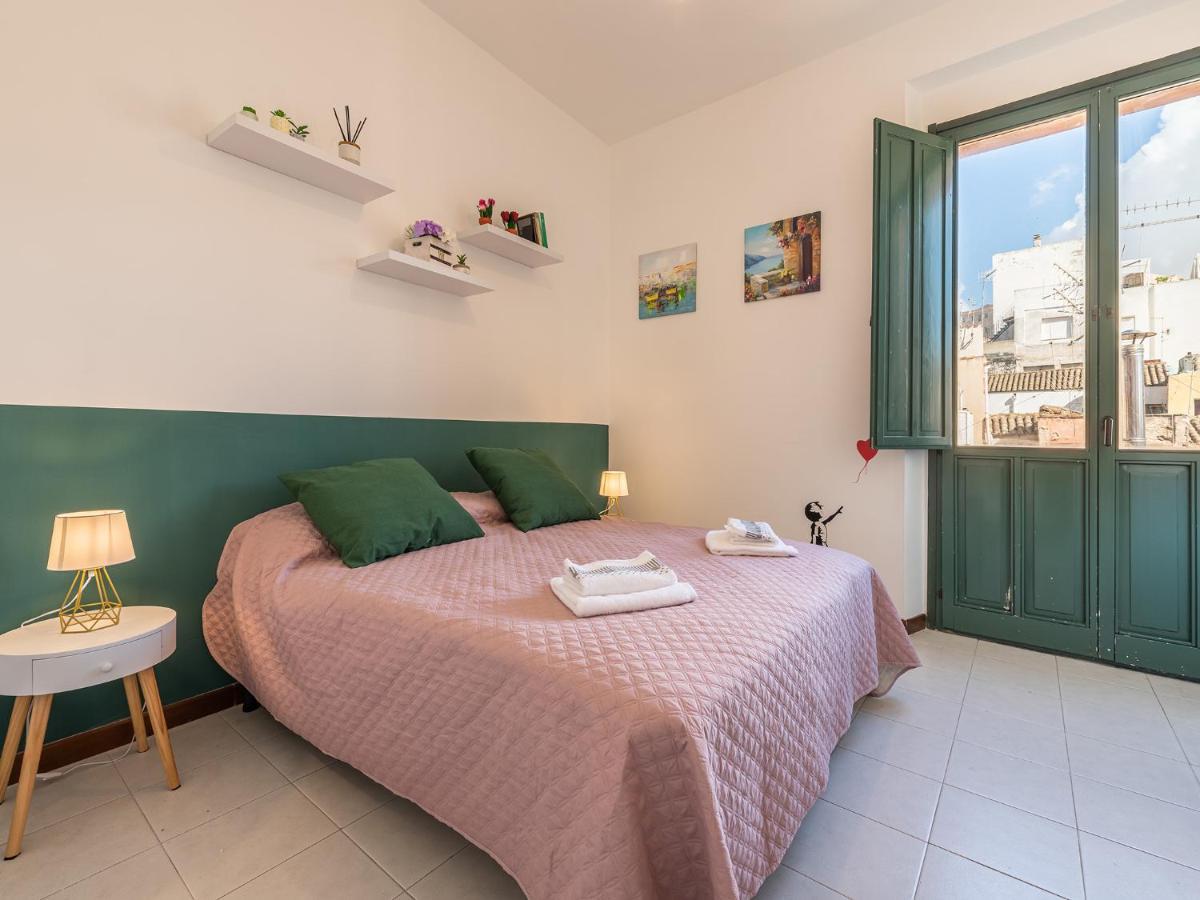 La Marina Panorama Lägenhet Cagliari Exteriör bild