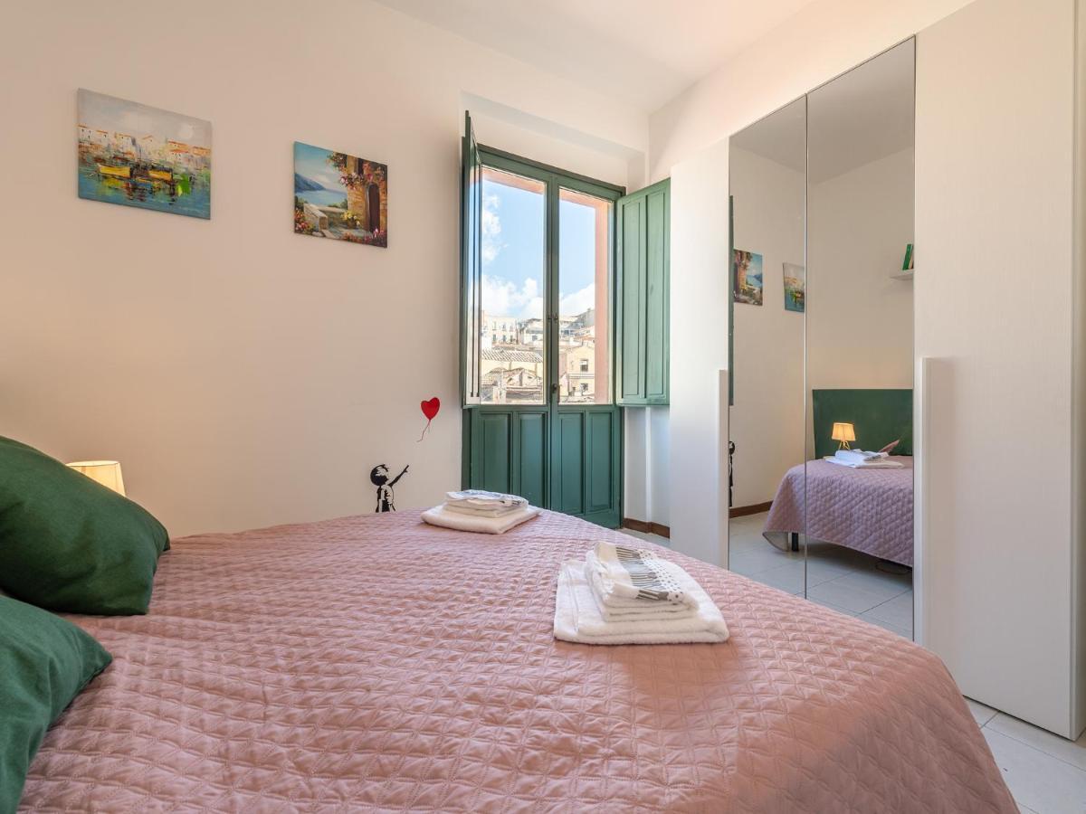 La Marina Panorama Lägenhet Cagliari Exteriör bild